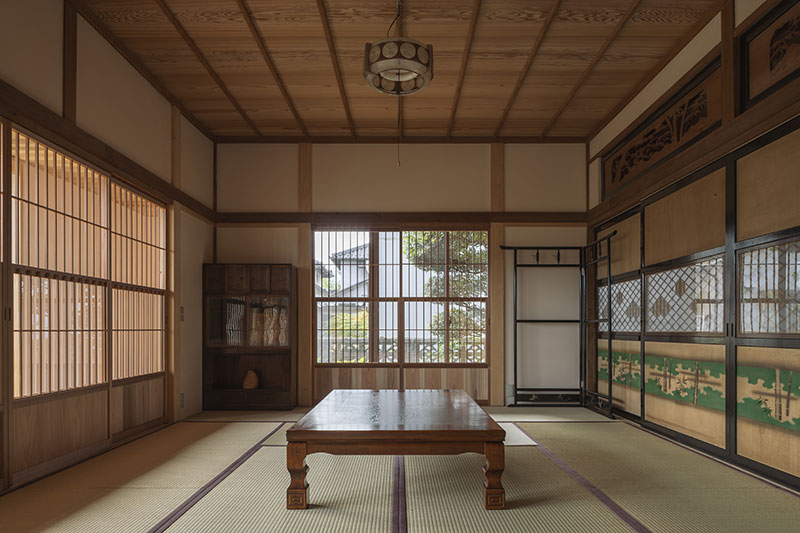 1階