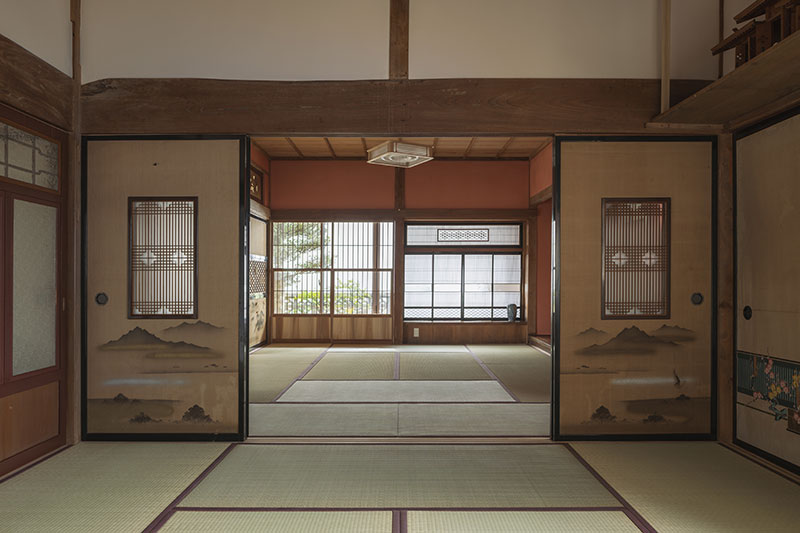襖